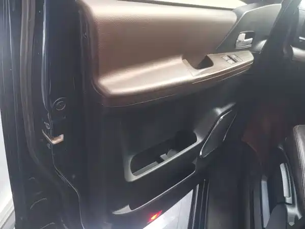 Dongfeng Lingzhi PLUS 2022