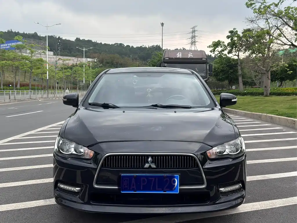Mitsubishi Lancer EX 2017 — фото 2