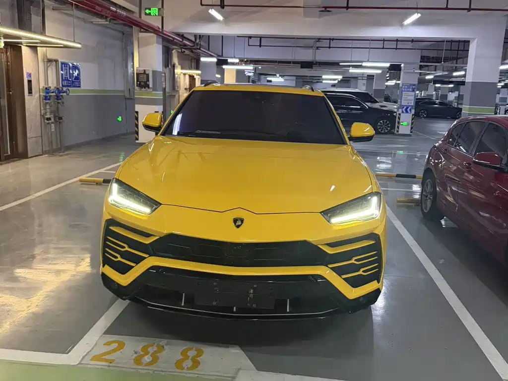 Lamborghini Urus 2019 — фото 2