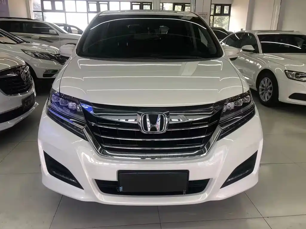 Honda Elysion 2018 — фото 2