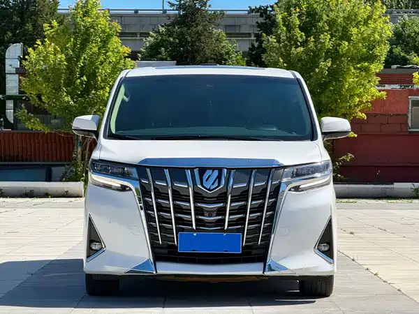 Toyota Alphard 2021