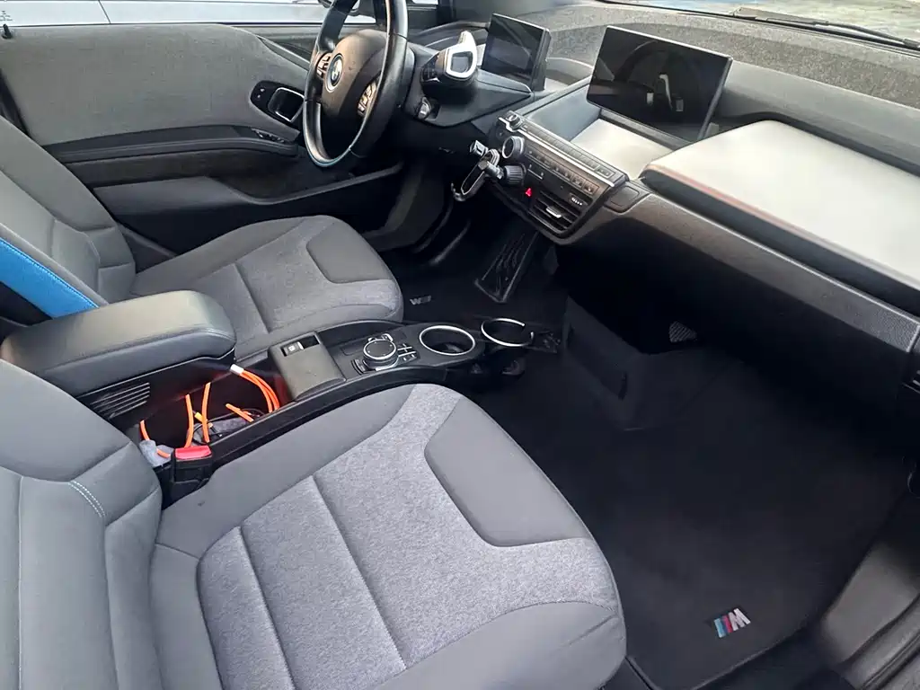 BMW i3 2019 — фото 11