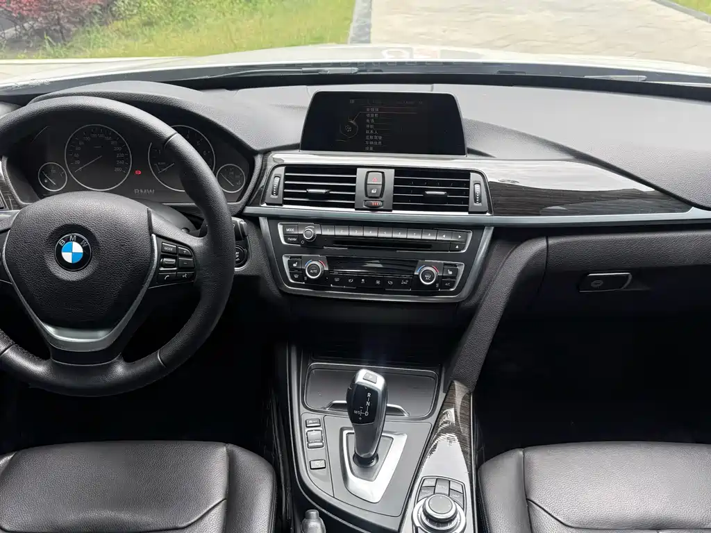 BMW 3 Series GT 2015