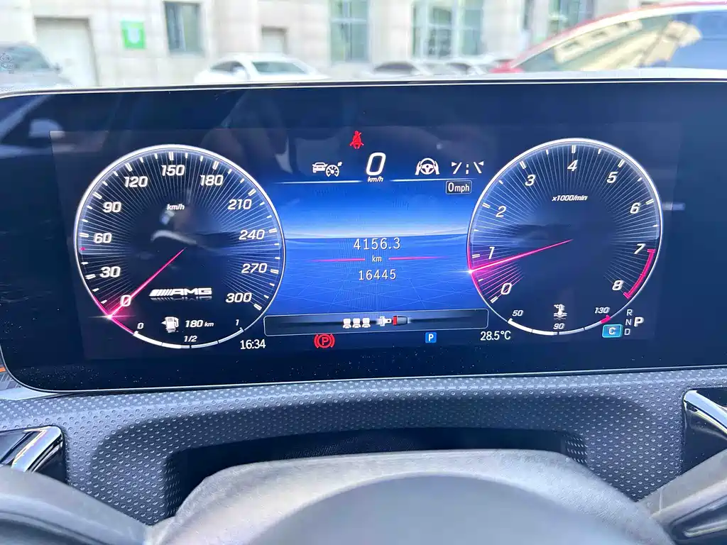 Mercedes-Benz A-Class AMG 2025 — фото 12
