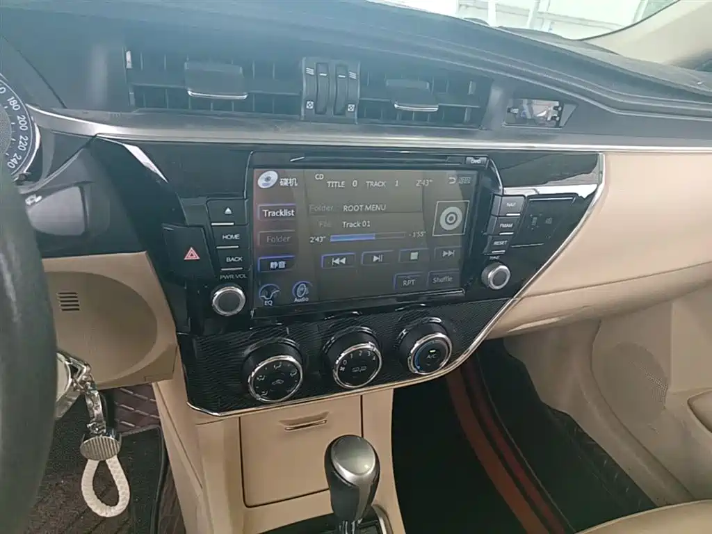 Toyota Corolla 2016 — фото 13