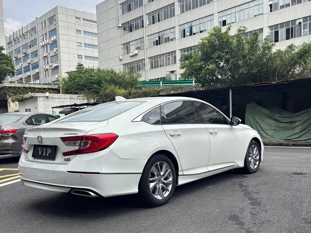 Honda Accord 2020 — фото 12