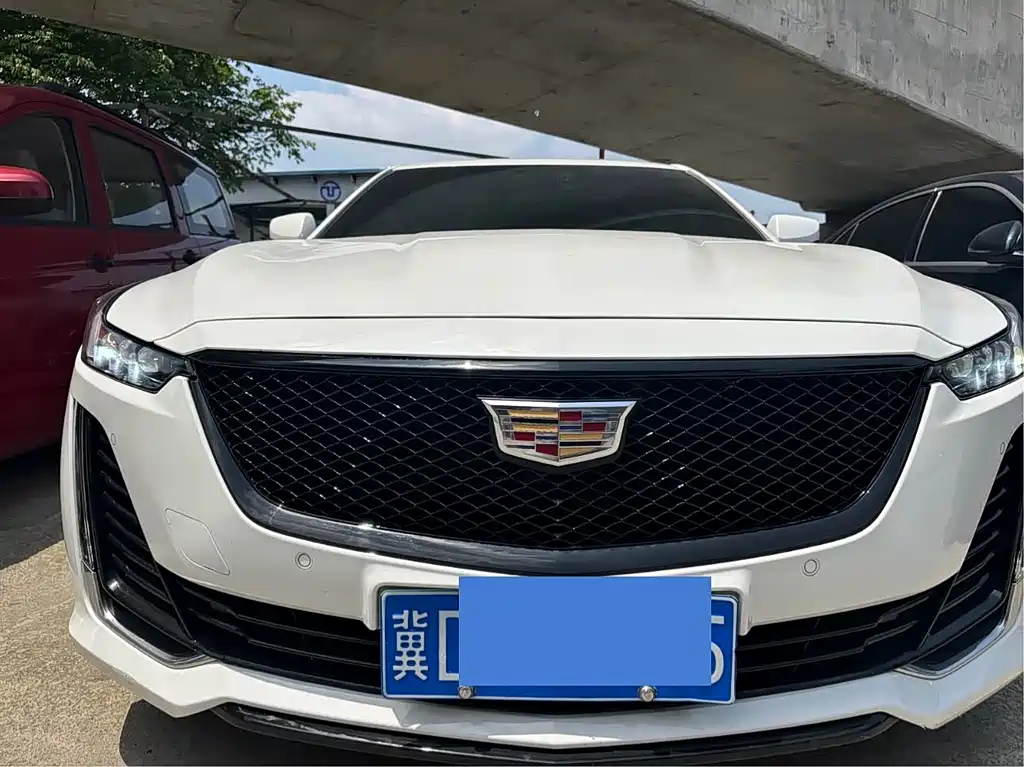 Cadillac CT5 2023 — фото 2