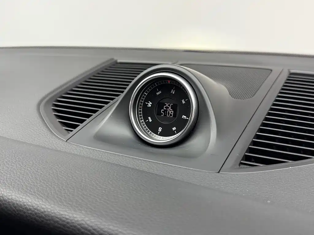 Porsche Macan 2020 — фото 12