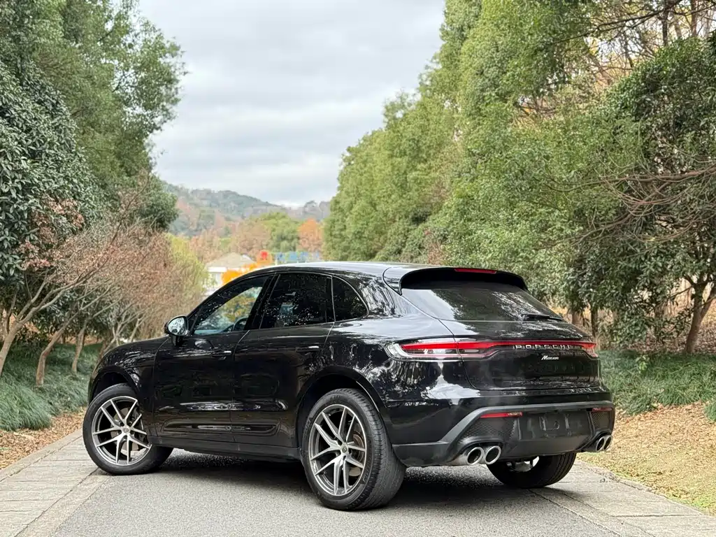Porsche Macan 2023 — фото 5
