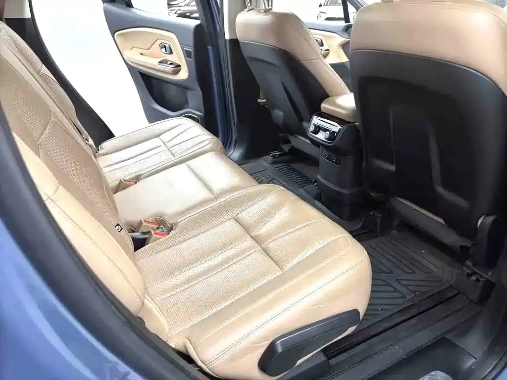 NIO ES8 2019