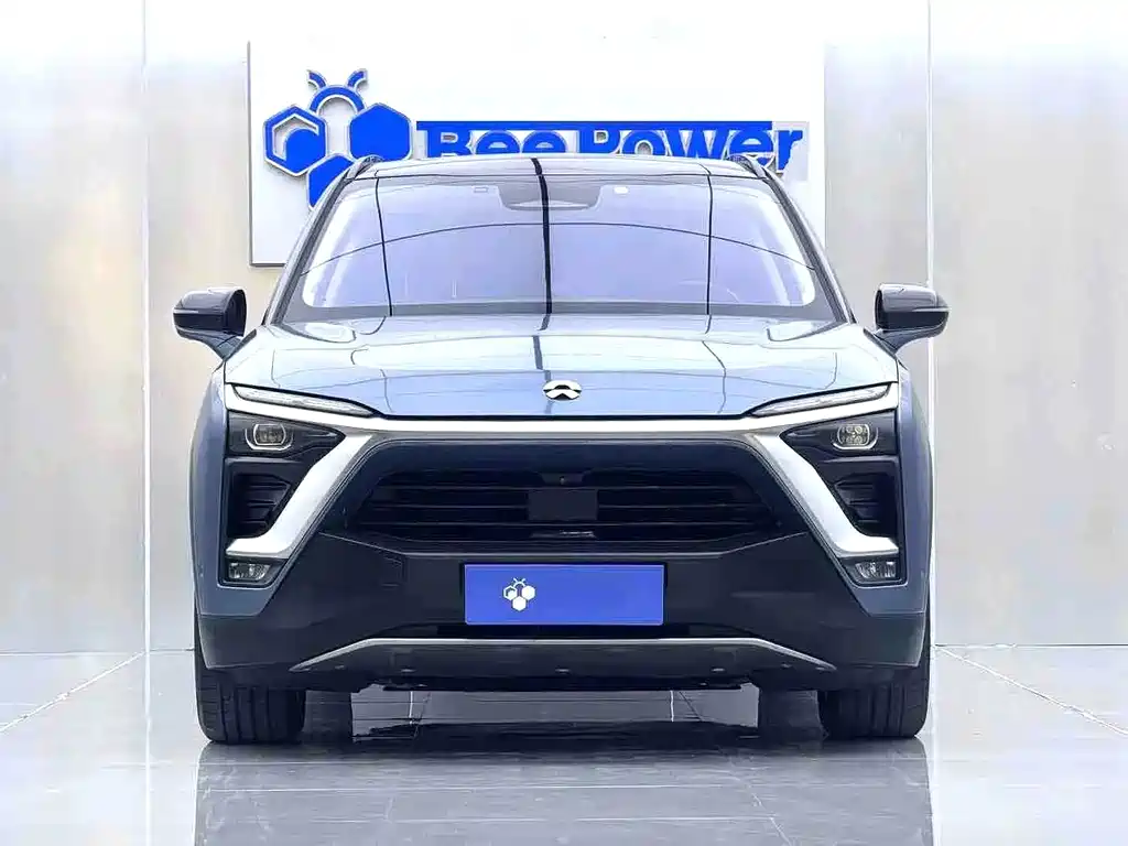 NIO ES8 2019