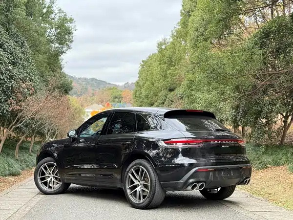 Porsche Macan 2023