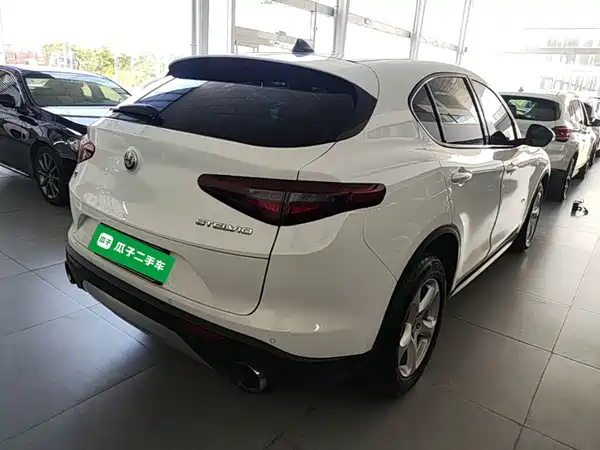 Alfa Romeo Stelvio 2019