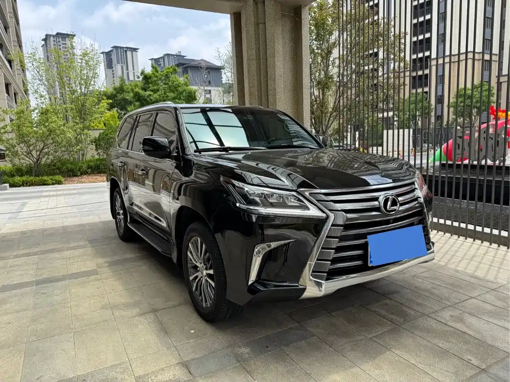 Lexus LX 2020 — фото 2