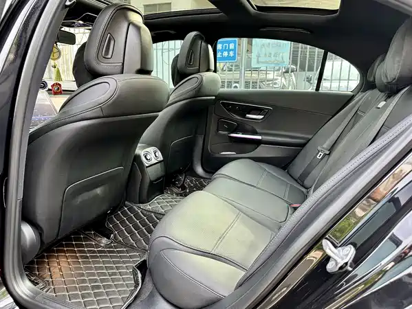 Mercedes-Benz C-Class 2023