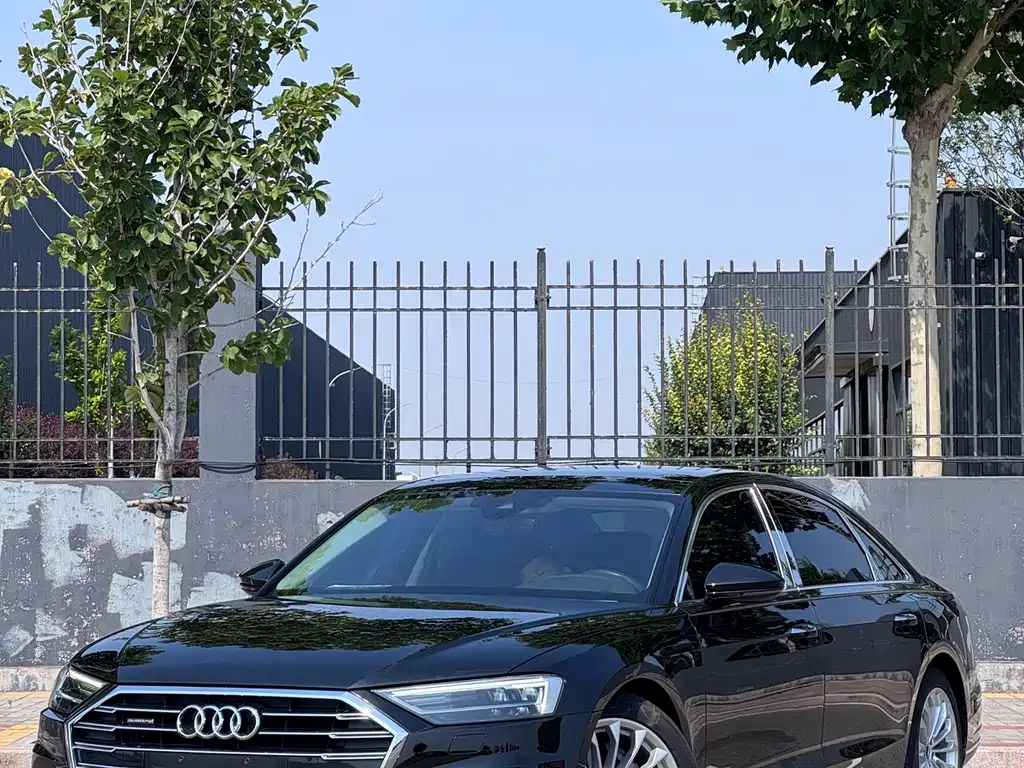 Audi A8 2021
