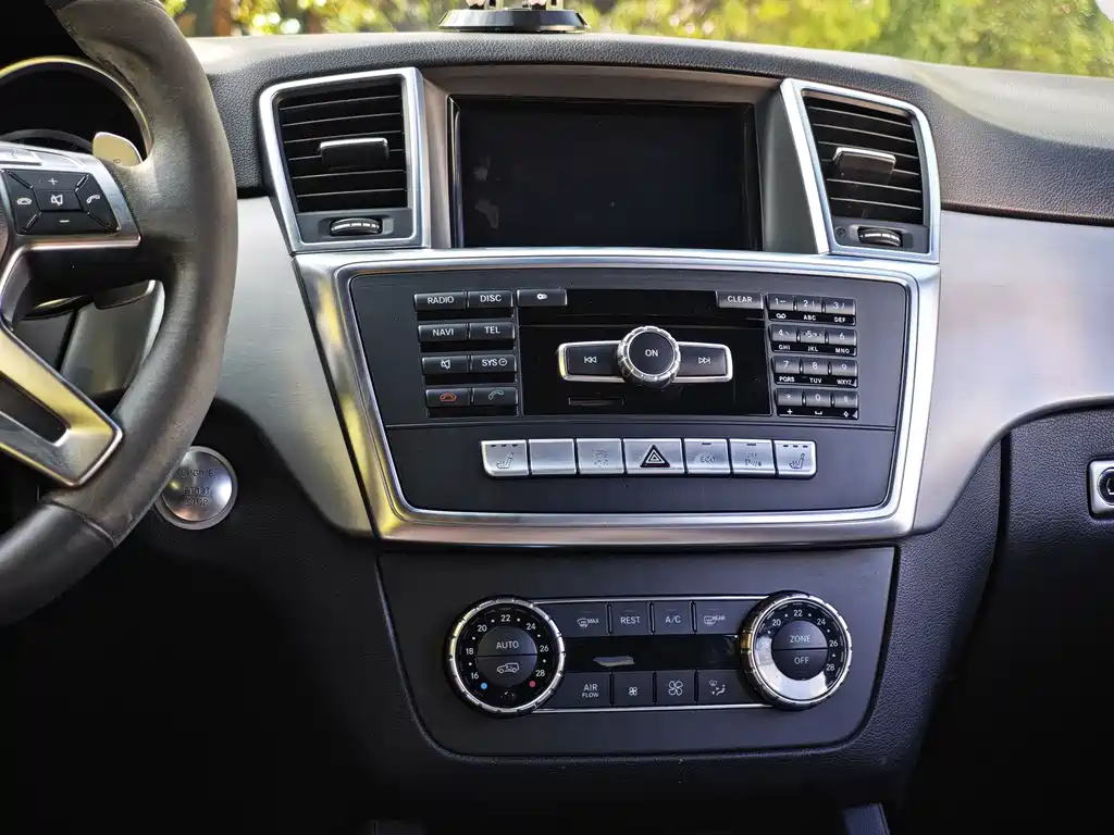 Mercedes-Benz M-Class AMG 2014 — фото 18