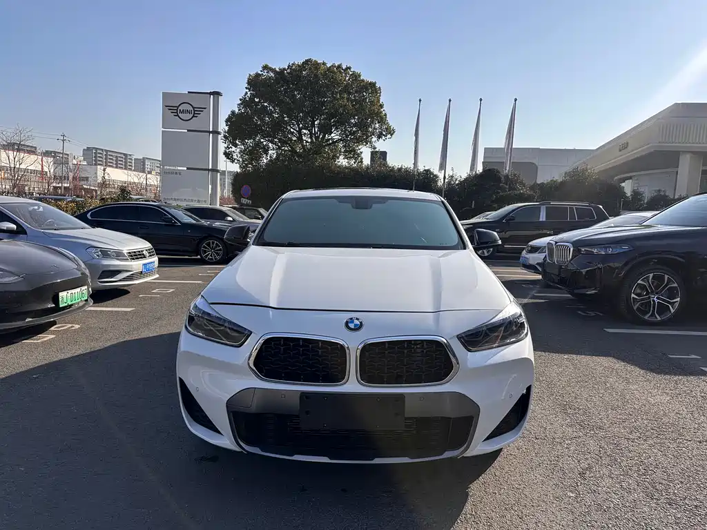 BMW X2 2022 — фото 4