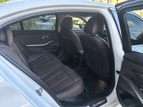 BMW i3 2024