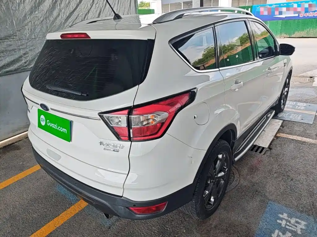 Ford Kuga 2019 — фото 7