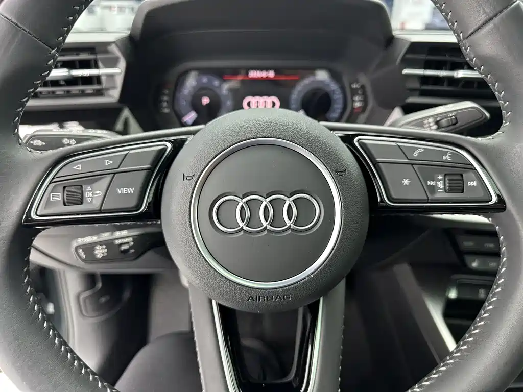 Audi A3 2022 — фото 13