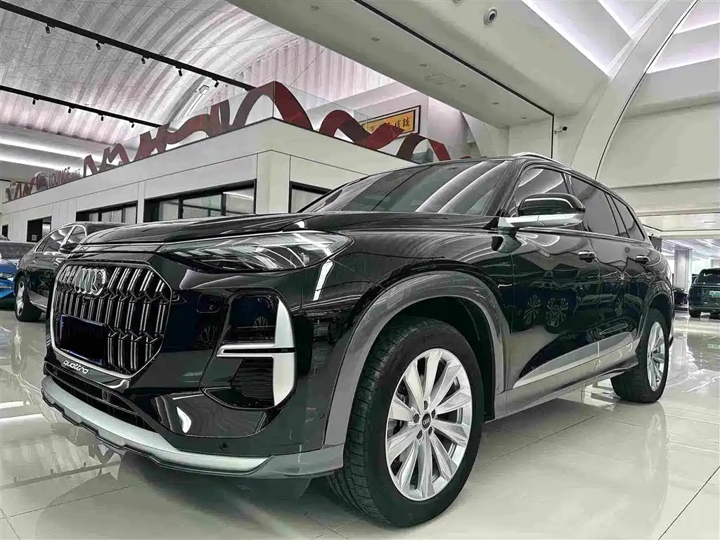 Audi Q6 2025