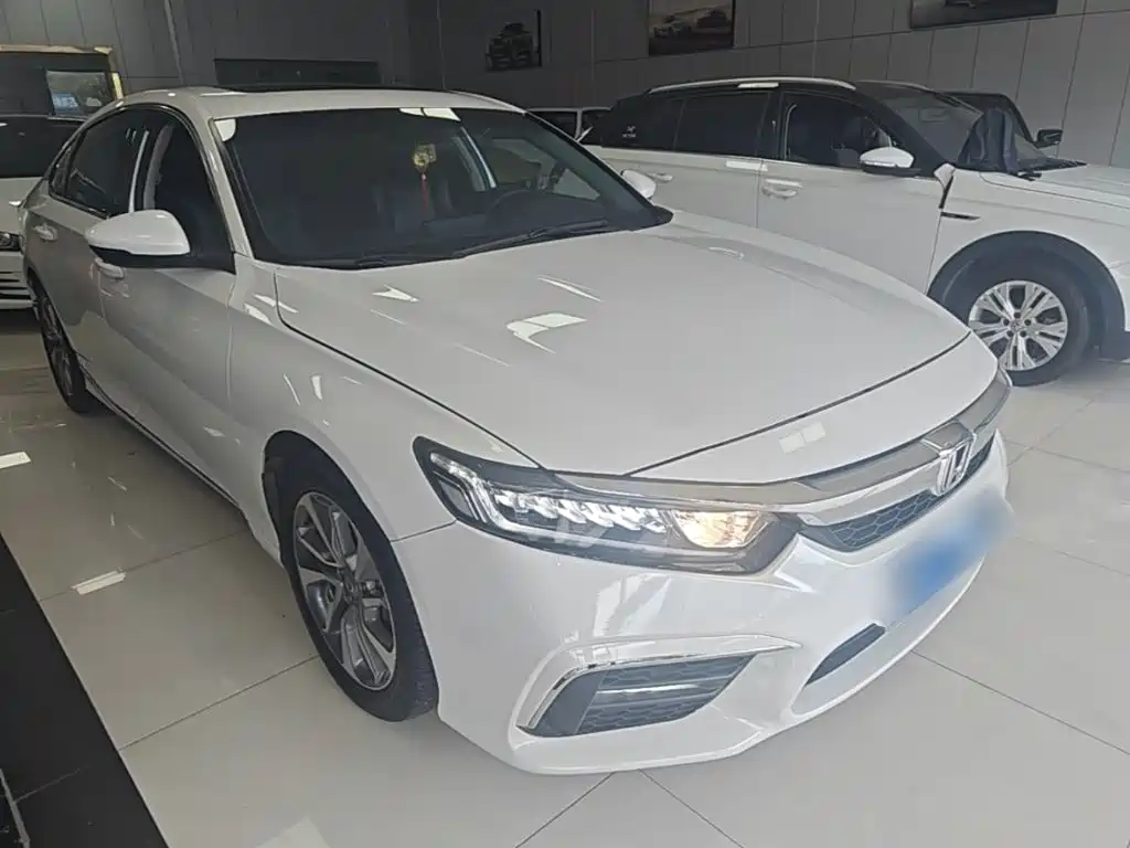 Honda Inspire 2020 — фото 4