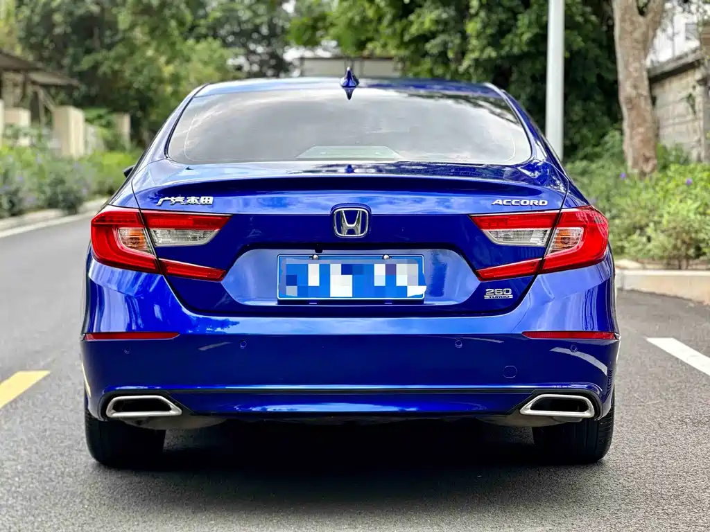 Honda Accord 2018 — фото 9
