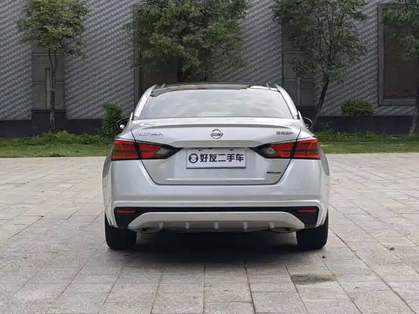 Nissan Teana 2021