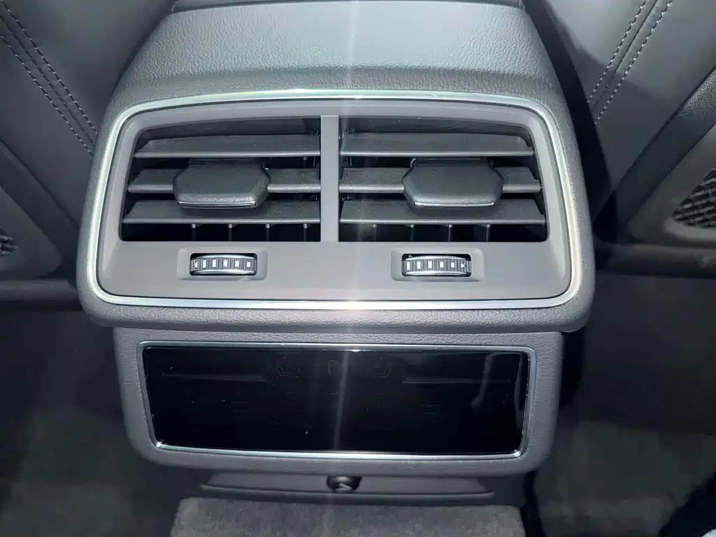Audi A7 2021 — фото 11