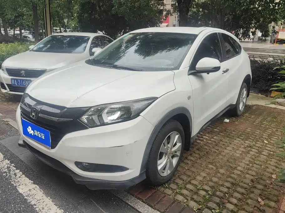 Honda Vezel 2016