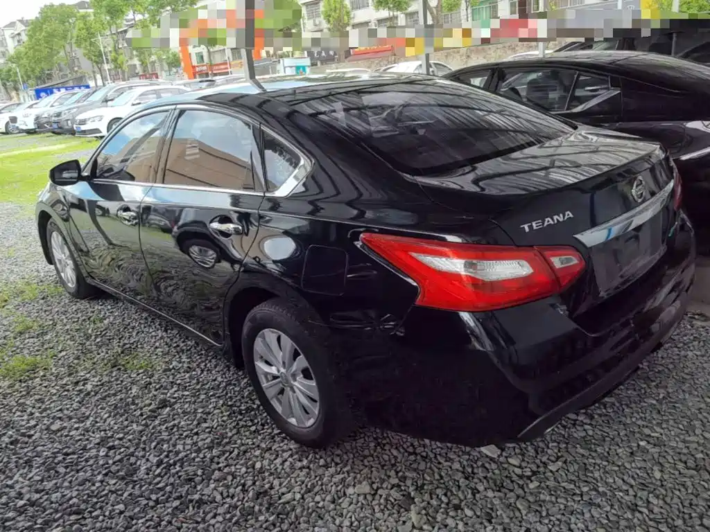 Nissan Teana 2018