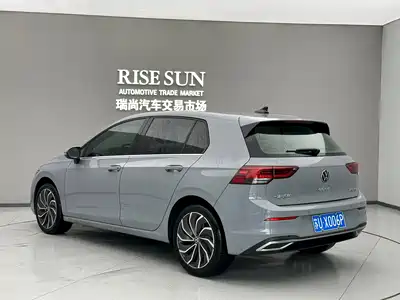 Volkswagen Golf 2023