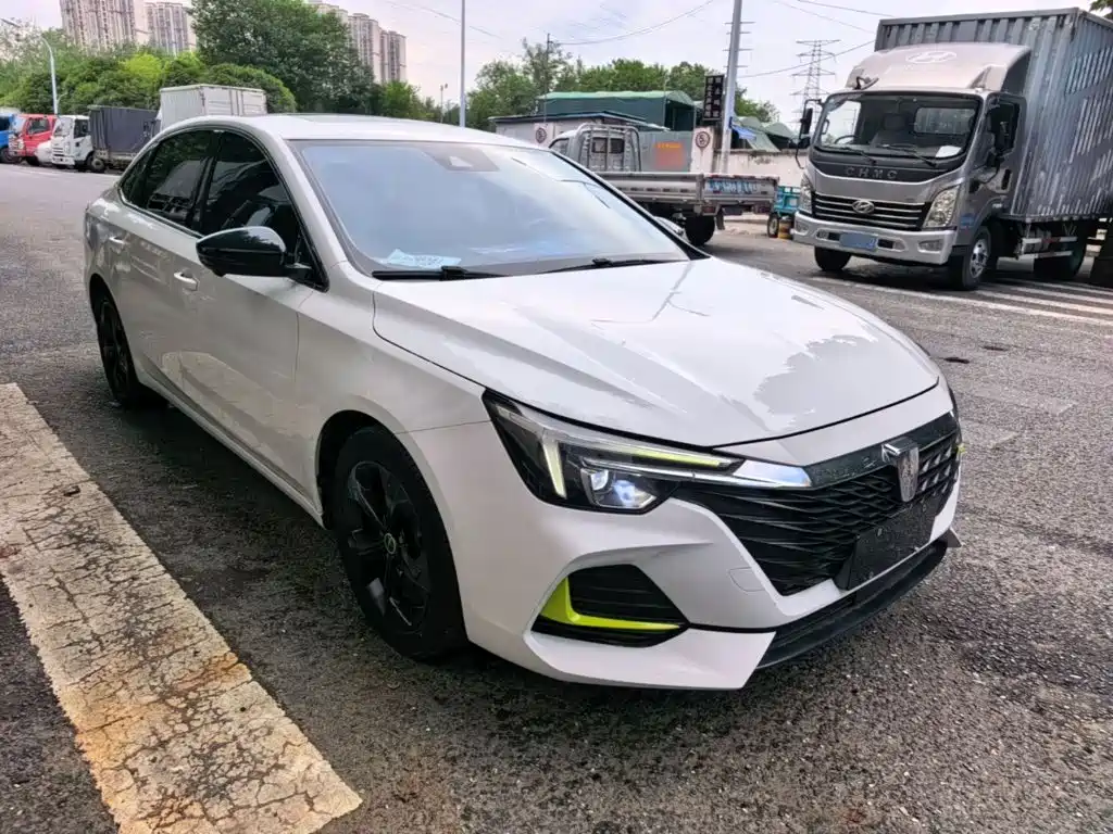 Roewe MAX 2021