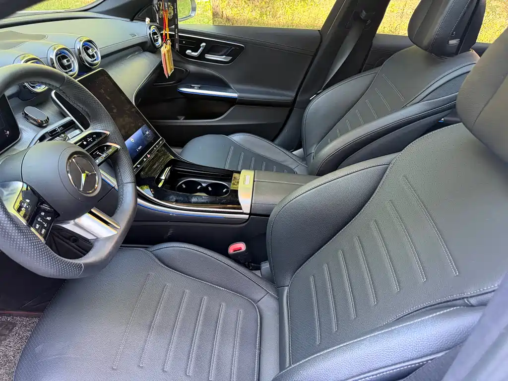 Mercedes-Benz C-Class 2023 — фото 8