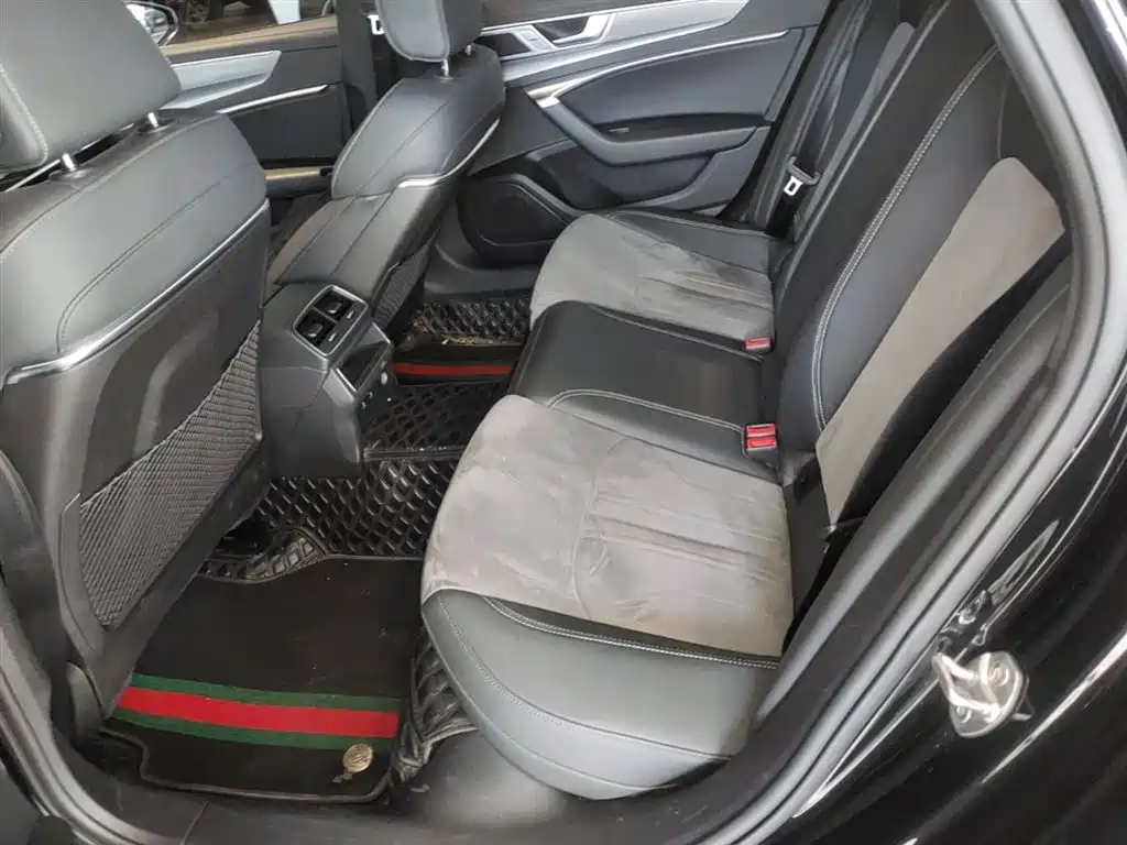 Audi A6L 2023 — фото 24
