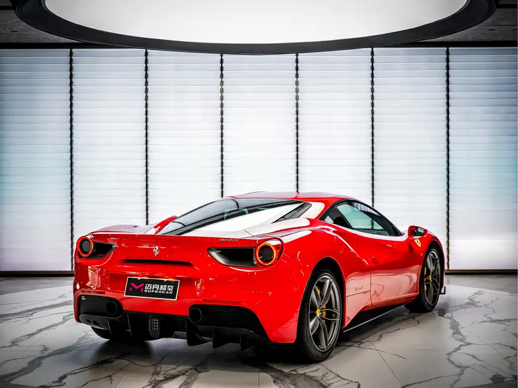 Ferrari 488 2018 — фото 5