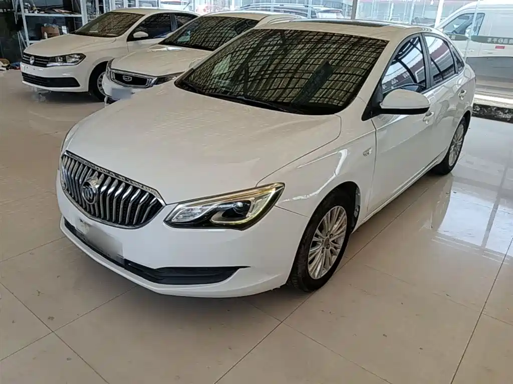 Buick Excelle 2015 — фото 2