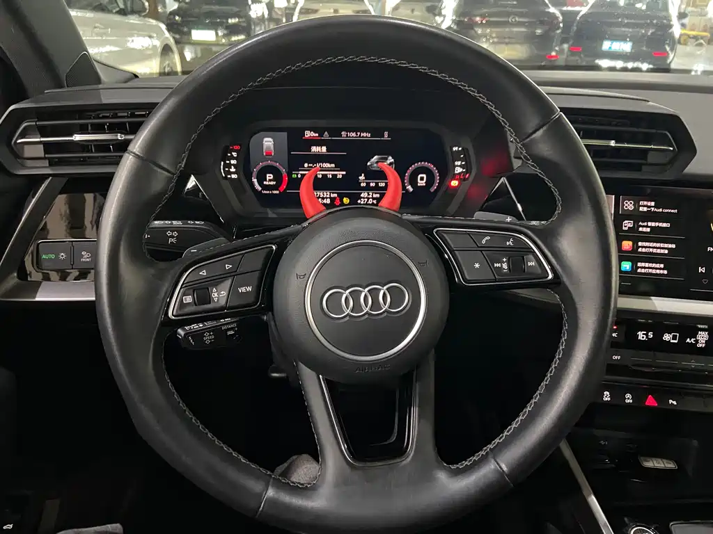 Audi A3 2023 — фото 20