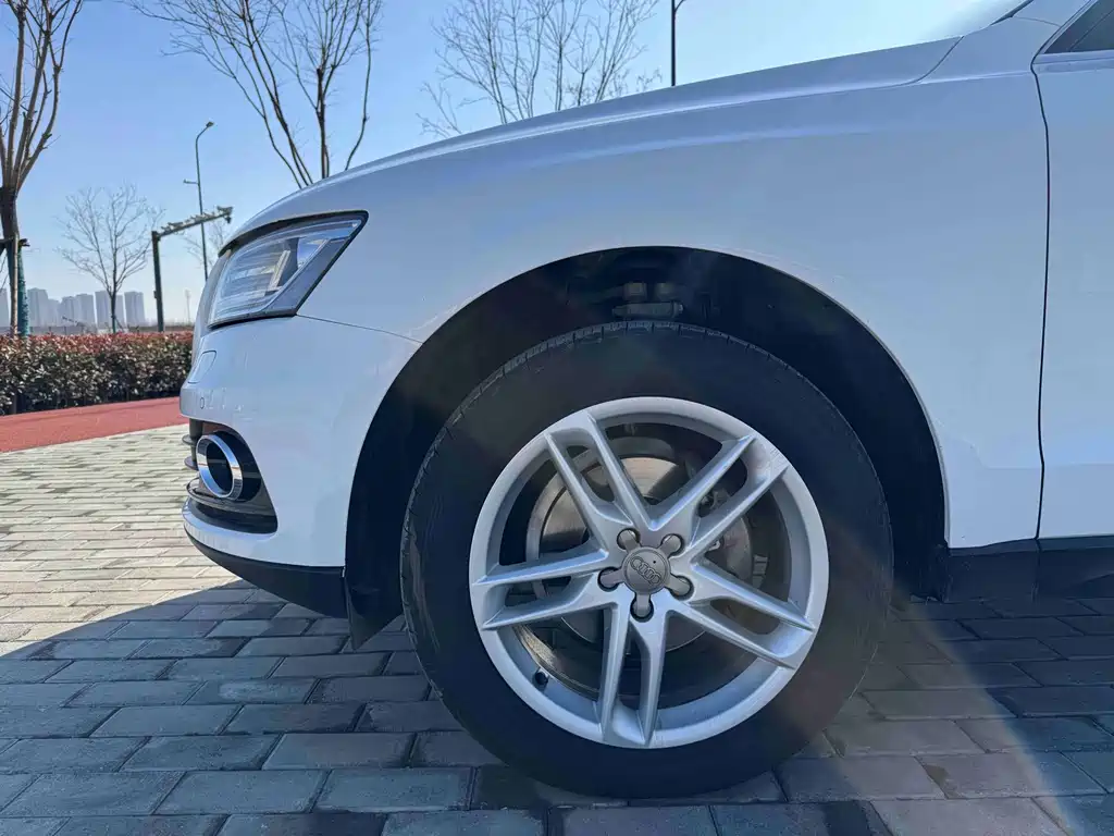 Audi Q5 2018 — фото 12