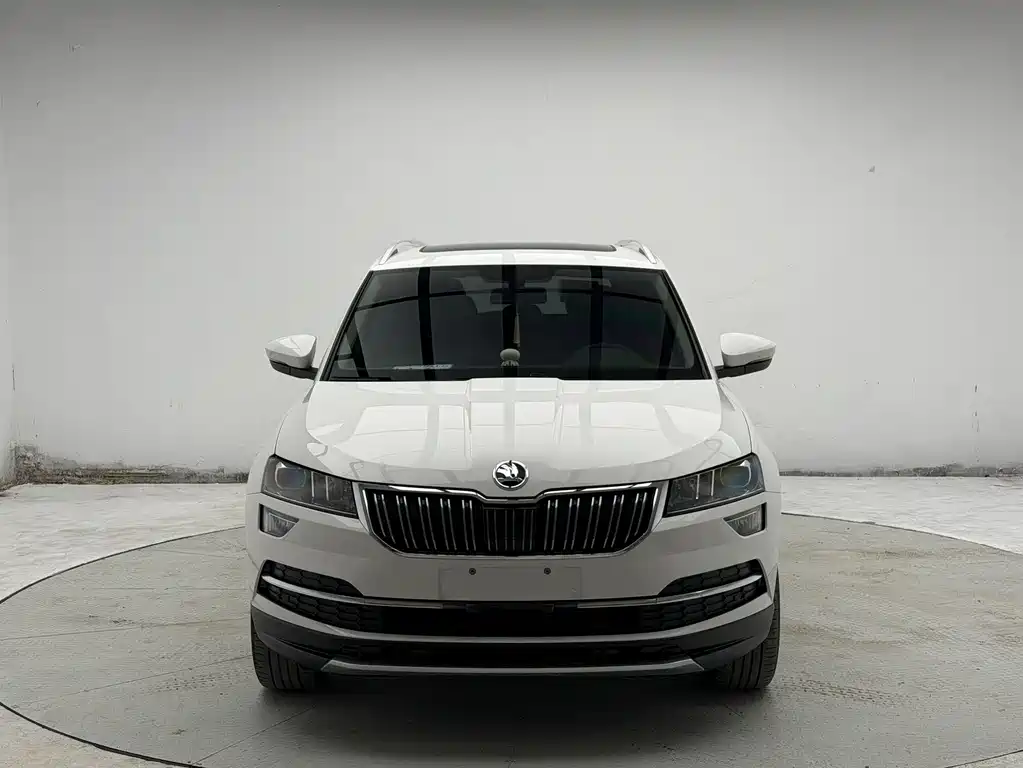 Skoda Karoq 2022 — фото 2