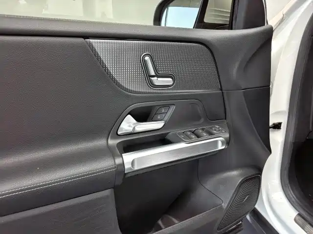 Mercedes-Benz GLB 2020 — фото 10