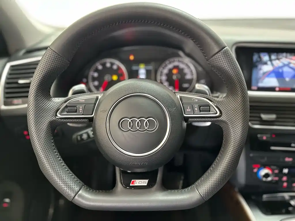 Audi Q5 2017 — фото 16