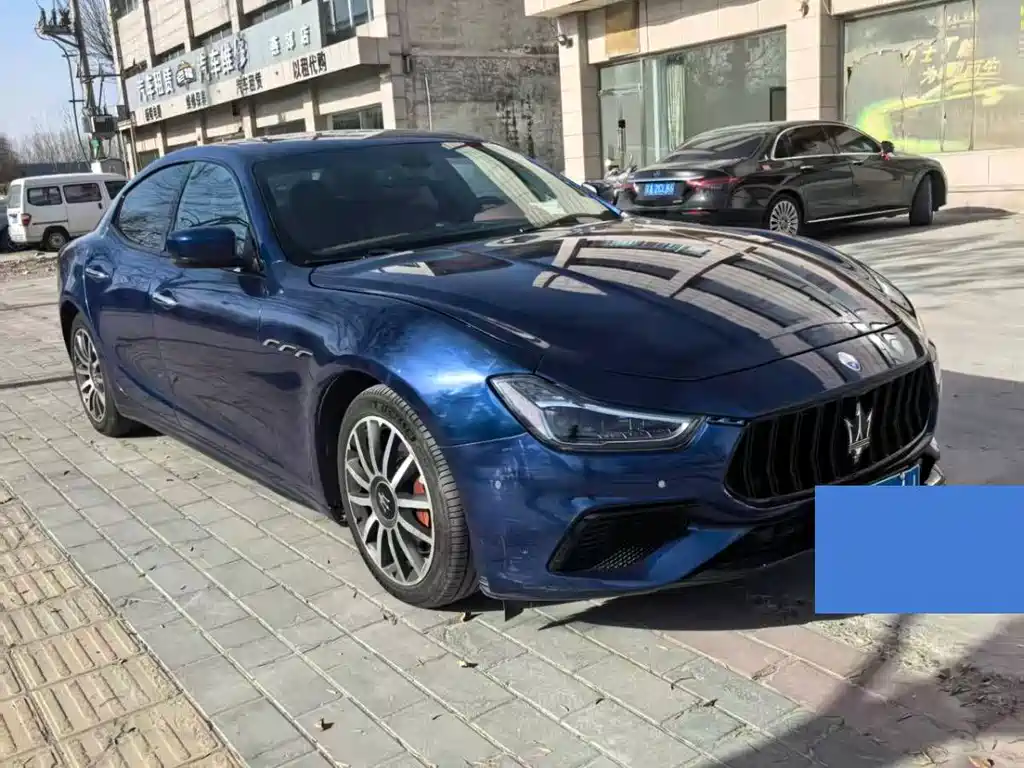 Maserati Ghibli 2016 — фото 3