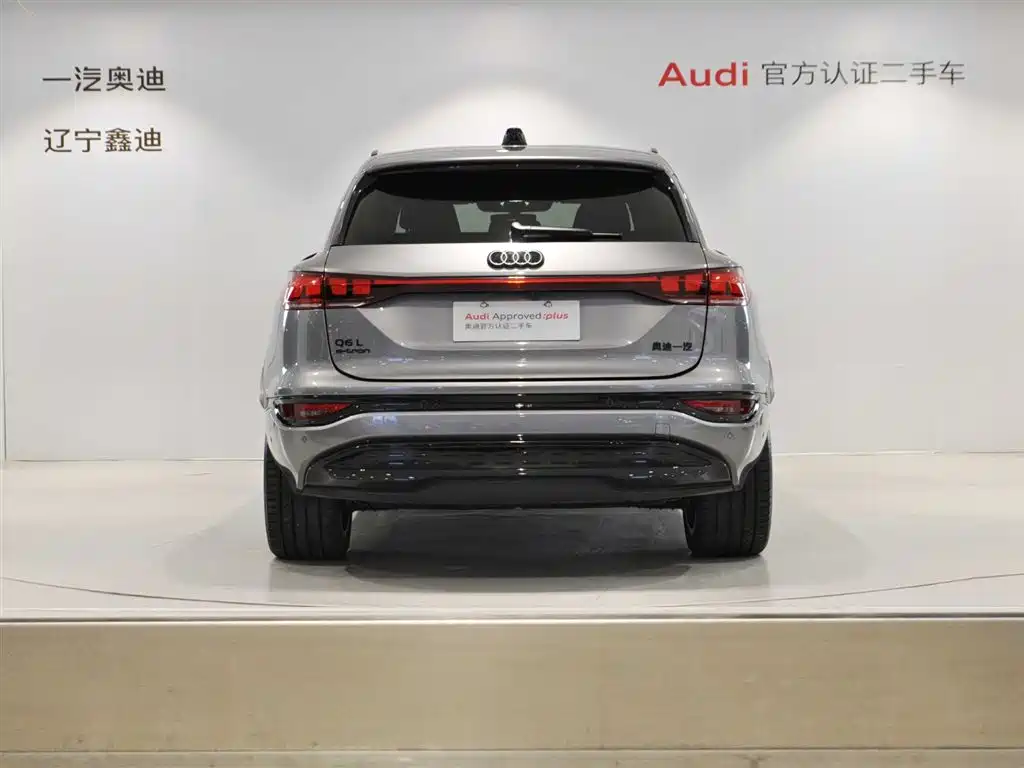 Audi Q6L e-tron 2025 — фото 5