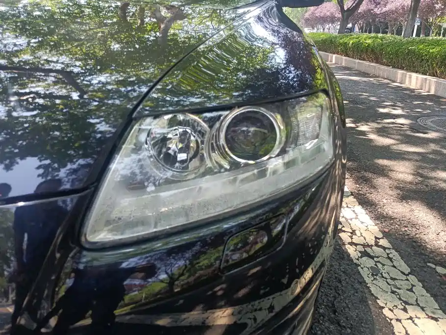 Audi A6L 2012
