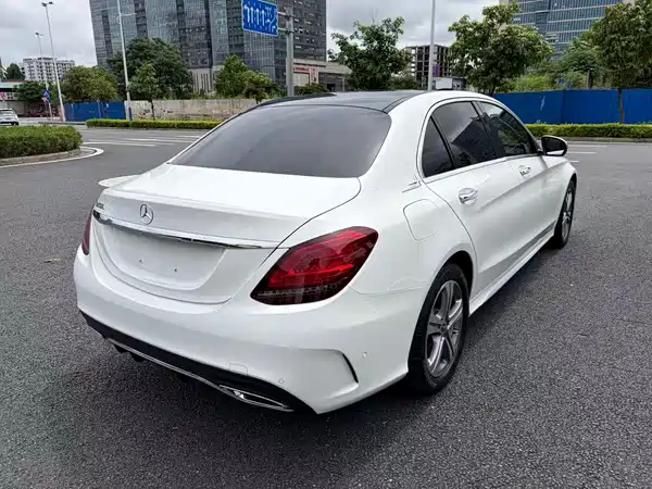 Mercedes-Benz C-Class 2022