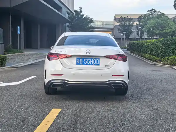 Mercedes-Benz C-Class 2022