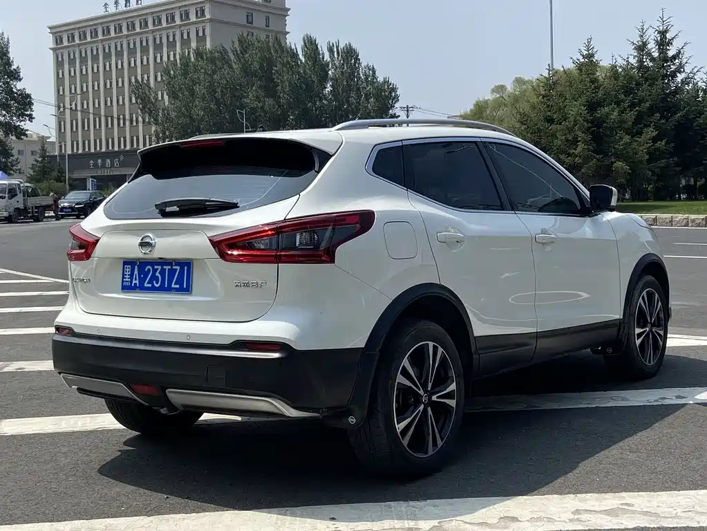 Nissan Qashqai 2022 — фото 15