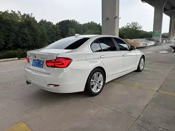 BMW 3 Series 2017